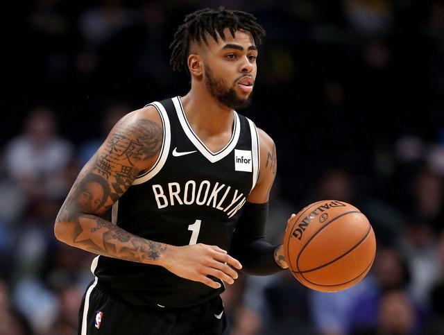 哈登又见到郝同学，必须过来叙叙旧！（哈登重逢郝同学，不聊聊不行！）