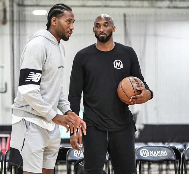 每体：巴萨已明确表示，不会为合同只剩六个月的球员支付转会费（每体：巴萨表态，合同仅剩半年的球员不付转会费）