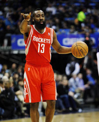 雷迪克暴怒批判全队烂透了！拉拉维亚曝内部已出裂痕 湖记：早该全面重建（雷迪克怒斥球队一塌糊涂！拉拉维亚曝更衣室已生裂痕，湖记：重建早该全面启动）